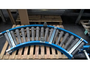 ensemble-de-convoyeurs-accumulateurs-a-rouleaux-acier (1)